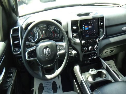 Certified 2025 RAM 1500 Big Horn AWD/4WD image 14