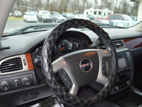 Used 2014 GMC Sierra 2500 SLT w/ SLT Convenience Package image 11
