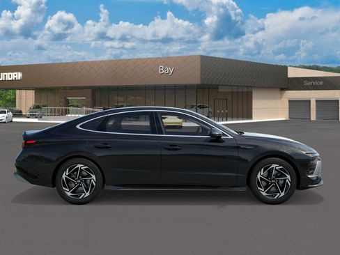 New 2026 Hyundai Sonata SEL image 7