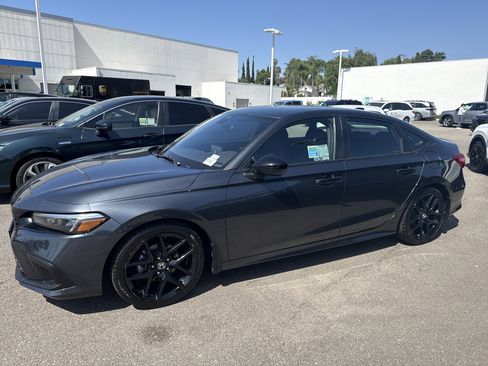 Certified 2024 Honda Civic Sport image 2