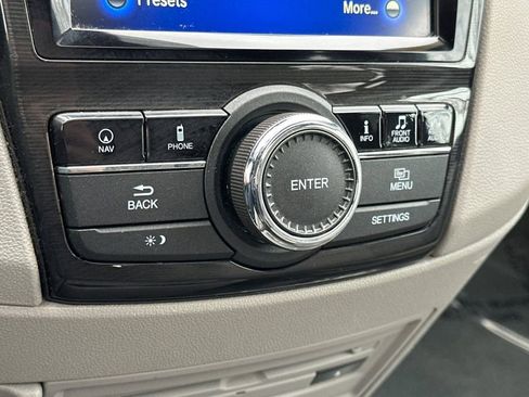 Used 2016 Honda Odyssey Touring image 22