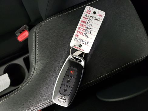 New 2025 Nissan Kicks Play S image 25