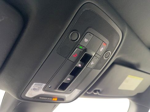 Used 2025 Audi Q3 2.0T Premium image 75