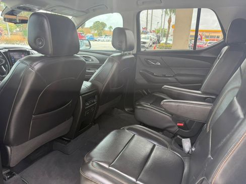 Used 2020 Chevrolet Traverse RS AWD/4WD image 39