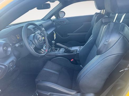 New 2026 Toyota GR86 YUZU Limited image 9