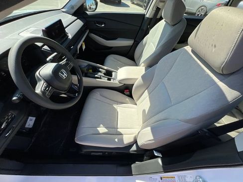 New 2025 Honda Accord SE image 10