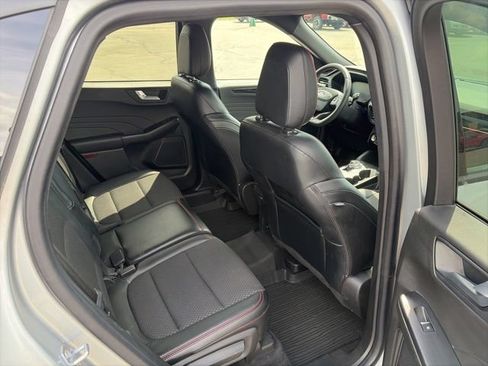 Used 2024 Ford Escape ST-Line w/ Tech Pack #1 AWD/4WD image 23