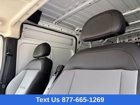 Used 2025 RAM ProMaster 3500 w/ Convenience Group FWD image 10