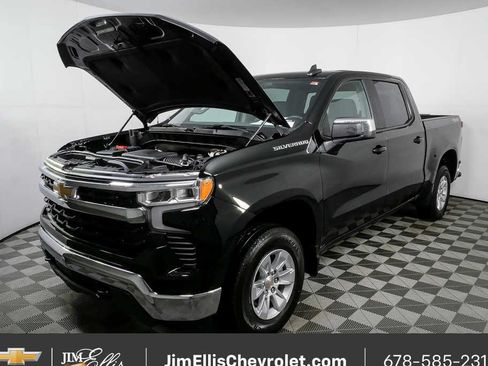 Certified 2025 Chevrolet Silverado 1500 LT AWD/4WD image 31