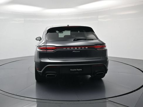 Certified 2026 Porsche Macan AWD/4WD image 29