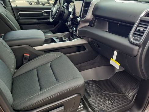 New 2026 RAM 1500 4x4 Crew Cab image 25