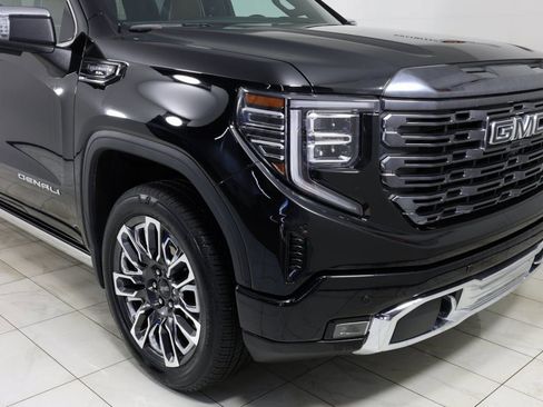 Used 2024 GMC Sierra 1500 Denali Ultimate AWD/4WD image 38