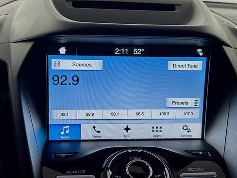 Used 2018 Ford Escape Titanium image 19