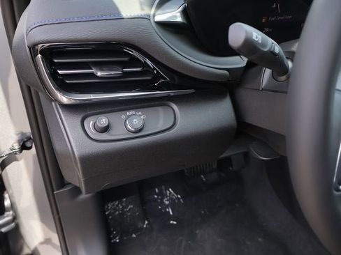 New 2026 Buick Envista Sport Touring w/ Convenience I Package FWD image 24