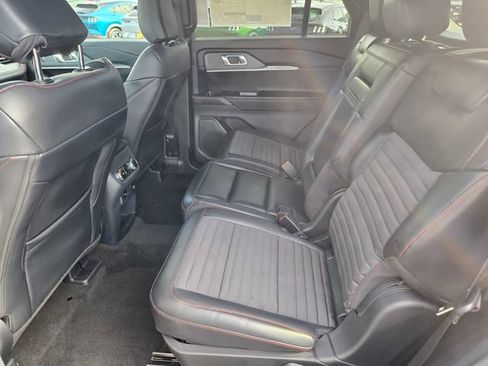 New 2026 Ford Explorer ST-Line w/ ST-Line Street Pack AWD/4WD image 15