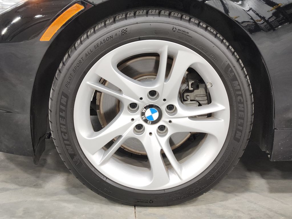 Used 2012 BMW Z4 sDrive35i RWD image 4