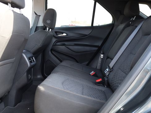 Used 2021 Chevrolet Equinox LT image 20