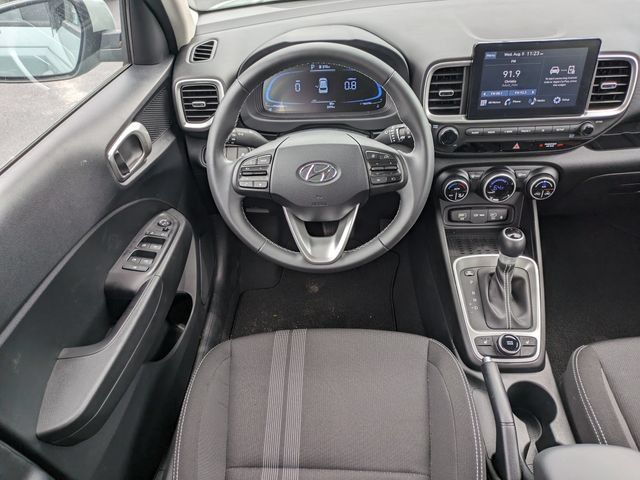 Used 2026 Hyundai Venue SEL FWD image 16