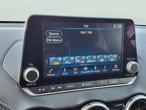 Used 2024 Nissan Sentra SV FWD image 10