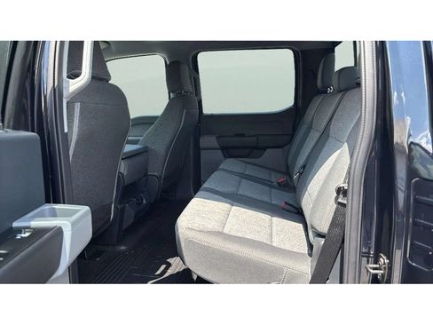 Used 2024 Ford F250 XL w/ XL Driver Assist Package AWD/4WD image 12