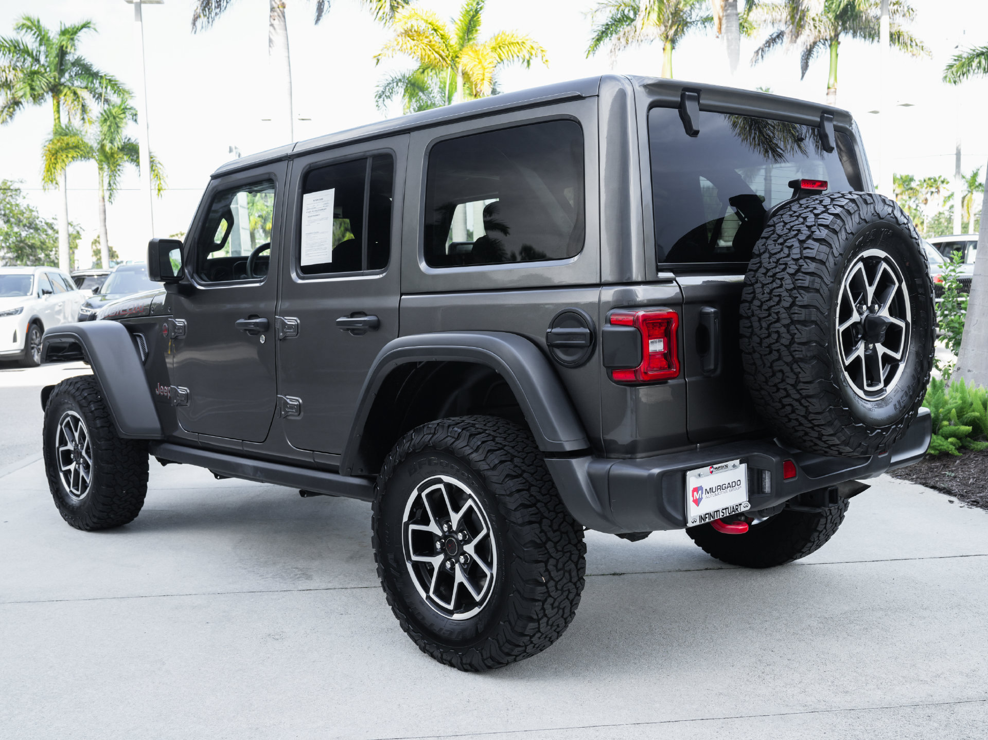 Used 2025 Jeep Wrangler Unlimited Rubicon AWD/4WD image 25