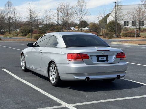 Used 2008 BMW 335i Convertible image 5