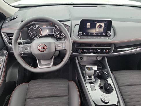 New 2026 Nissan Rogue SV AWD/4WD image 4