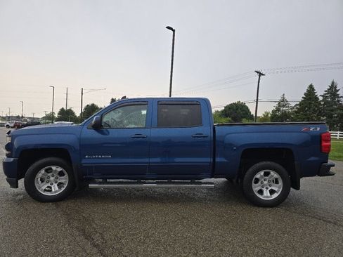 Used 2018 Chevrolet Silverado 1500 LT w/ All Star Edition AWD/4WD image 16