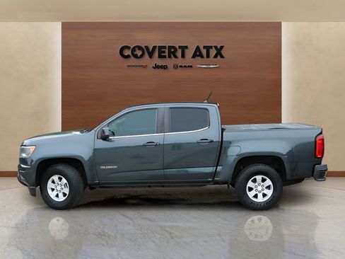 Used 2017 Chevrolet Colorado W/T w/ WT Convenience Package RWD image 2