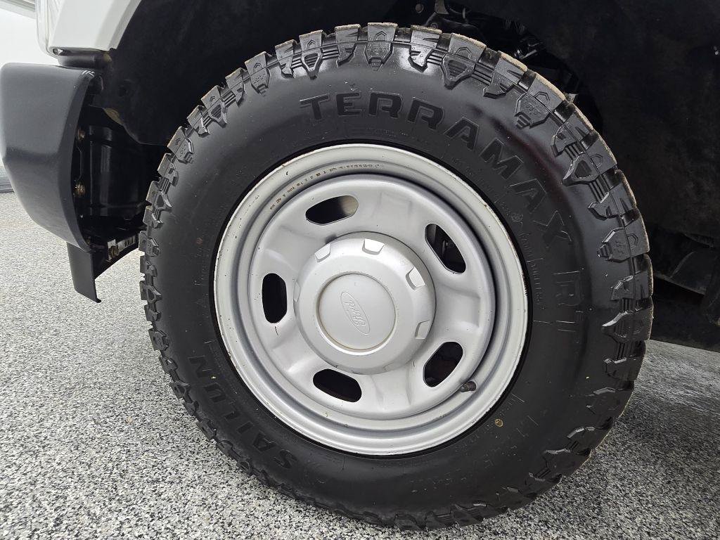 Used 2018 Ford F350 XL w/ Power Equipment Group RWD image 25