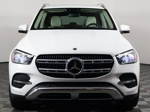 Certified 2025 Mercedes-Benz GLE 450e 4MATIC image 2