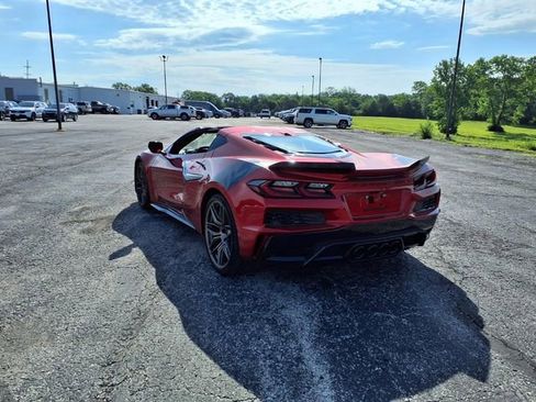 Used 2025 Chevrolet Corvette Z06 RWD image 23