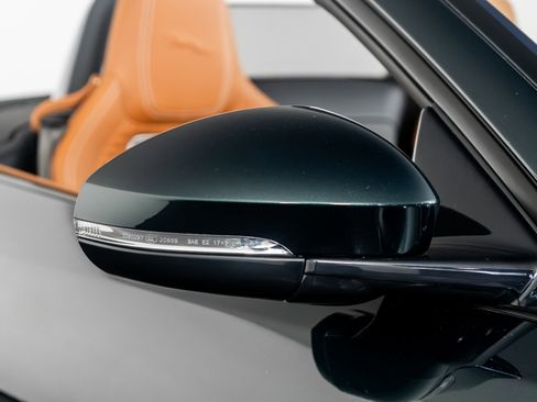 Used 2023 Jaguar F-TYPE R image 30