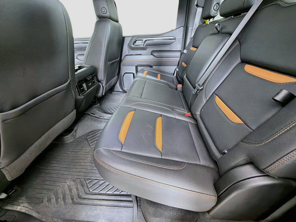 Used 2022 GMC Sierra 1500 AT4 w/ Technology Package AWD/4WD image 25