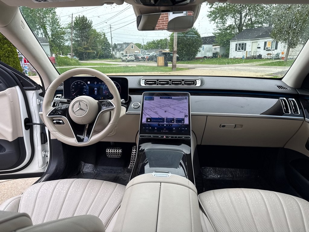 Used 2023 Mercedes-Benz S 500 4MATIC w/ AMG Line image 7