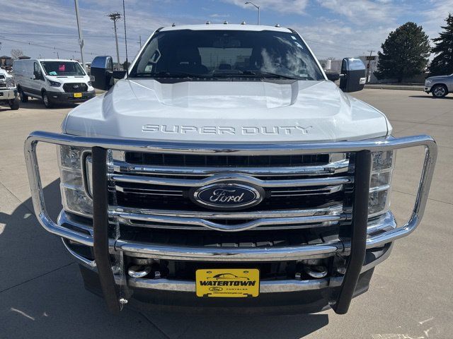 Used 2022 Ford F350 Lariat w/ Chrome Package AWD/4WD image 3