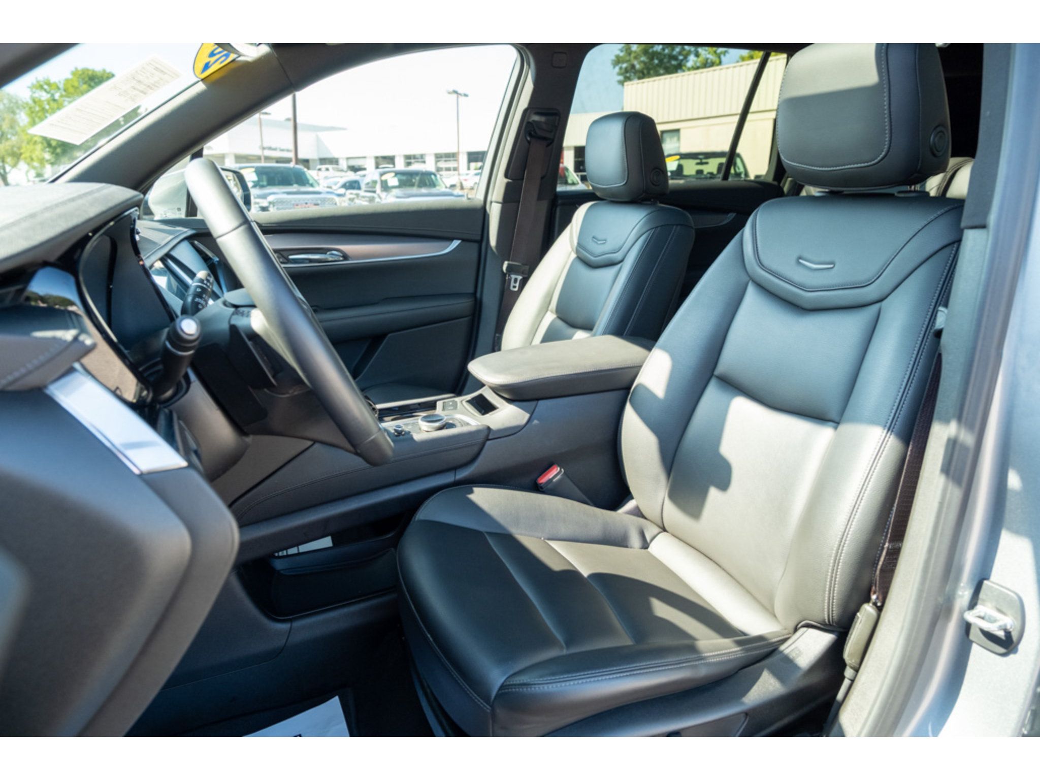 Used 2023 Cadillac XT6 Luxury FWD image 12