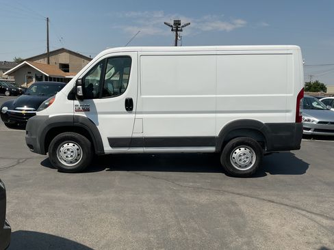 Used 2018 RAM ProMaster 1500 FWD image 4