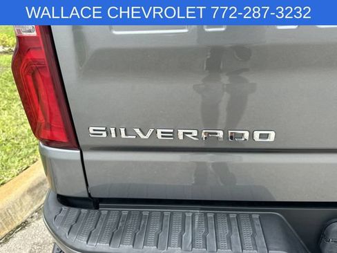 Used 2020 Chevrolet Silverado 1500 RST AWD/4WD image 10