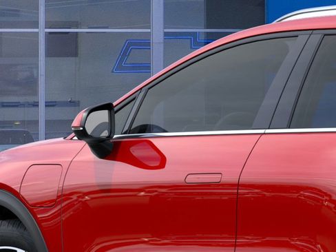 New 2026 Chevrolet Equinox EV LT image 14