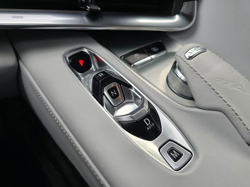 Used 2024 Chevrolet Corvette Stingray Premium Cpe w/ Z51 Performance Package RWD image 43