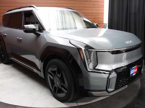 Used 2024 Kia EV9 GT-Line image 14