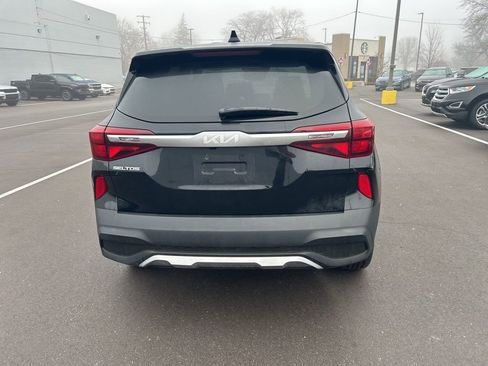 Used 2023 Kia Seltos LX AWD/4WD image 6