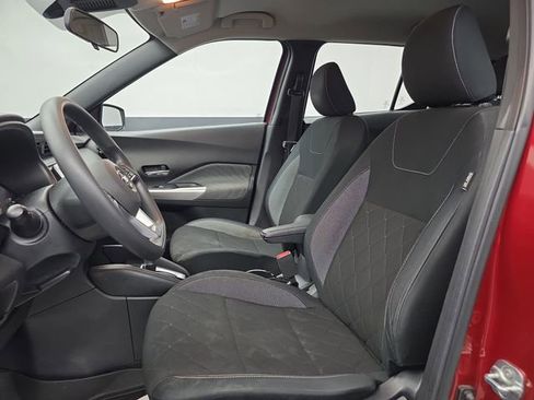 Used 2020 Nissan Kicks SV image 22