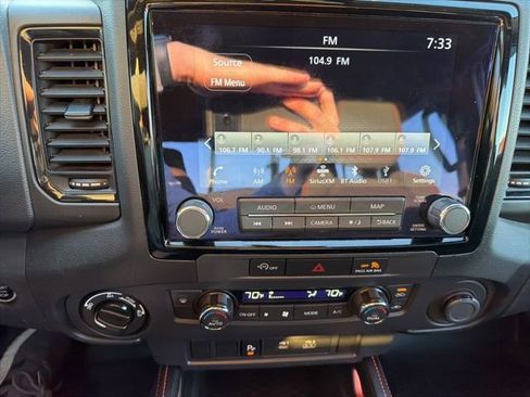 Used 2024 Nissan Frontier PRO-4X w/ Technology Package image 23