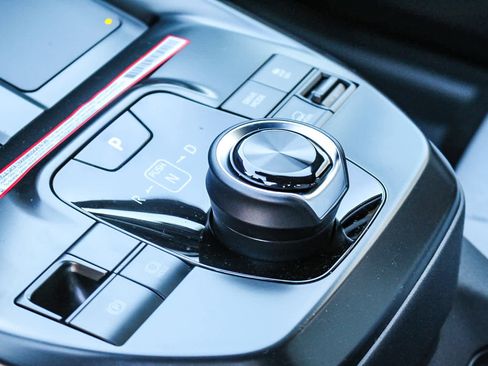 New 2026 Subaru Solterra Premium image 19