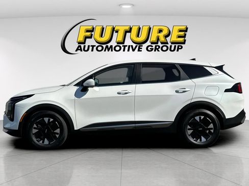 Used 2026 Kia Sportage LX FWD image 7