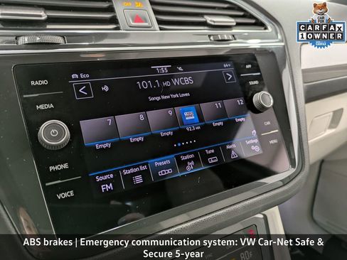 Used 2023 Volkswagen Tiguan SE R-Line AWD/4WD image 16