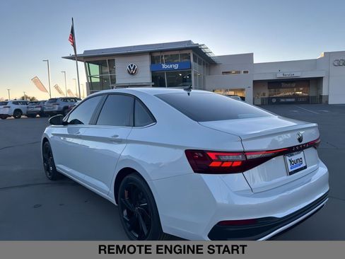 New 2026 Volkswagen Jetta SE FWD image 7