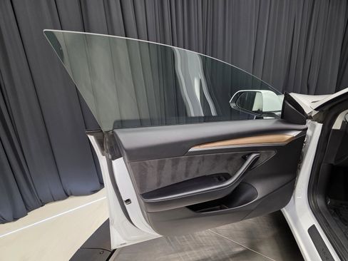 Used 2022 Tesla Model 3 image 15